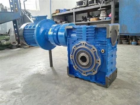 Hp T Hp Foot Or Flange Inline Helical Gear Motor Voltage