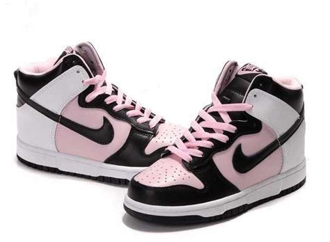 Nike high tops pink | Pink nike shoes, Nike shoes high tops, Pink and black nikes