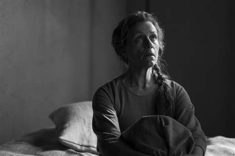 Рецензия на фильм «Трагедия Макбета» — великую шекспировскую трагедию ...