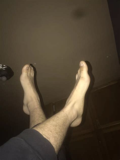 Feet In The Air Nudes Gayfootfetish NUDE PICS ORG