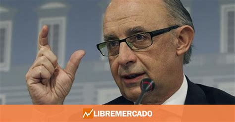 Montoro insinúa que España podría alcanzar el 7 de déficit en 2012