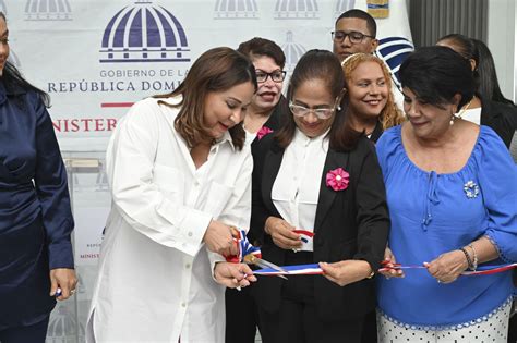 Ministra De La Mujer Inaugura Oficina Provincial De La Mujer En Mar A