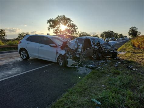 Três Pessoas Ficam Feridas E Uma Criança De 08 Anos Morre Em Grave