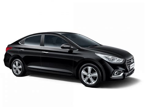 Hyundai Verna Price in India, Specs, Review, Pics, Mileage | CarTrade