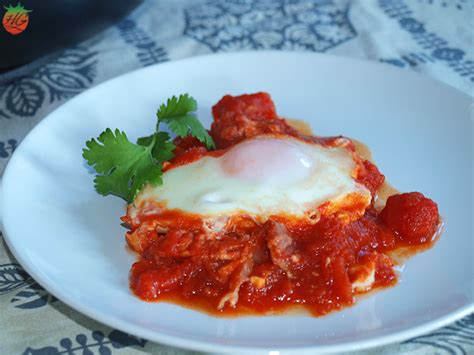 Huevos en salsa de tomate Receta HortoGourmet Gastronomía