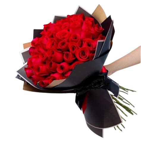 Ramo Buchón De 100 Rosas Ecuatorianas Tallo Largo El Jardin De Rosas