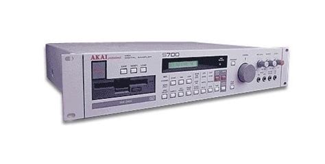 Akai S700 Sampler Akai Car Radio Radio