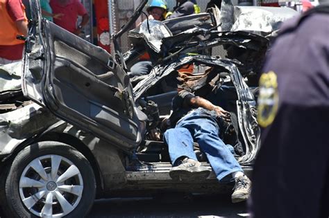 Video Un muerto y dos lesionados en aparatoso accidente de tránsito en