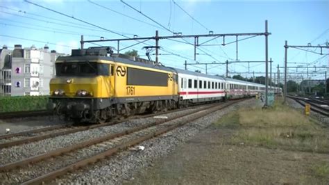 Ns Komt Met De Ic Berlijn Door Station Amsterdam Muiderpoort Youtube