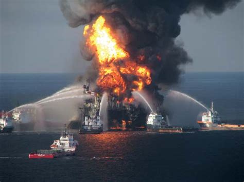 Trumps Offshore Oil Drilling Plans Ignore The Lessons Of Bp Deepwater Horizon Saving Earth