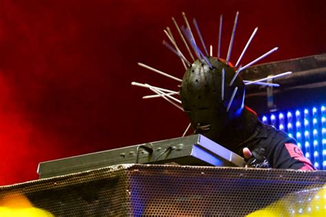 Craig Jones Leaves Slipknot Exclaim