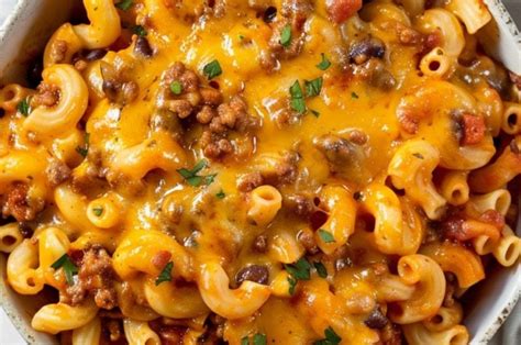 Easy Chili Mac One Pot Recipe Insanely Good