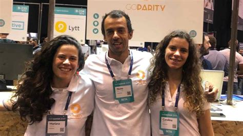 Goparity Lan A App Para Investimentos Impacto Na Palma Da M O