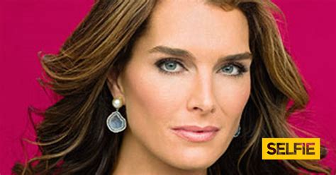 Brooke Shields Diz Que Perdeu A Virgindade Aos 22 Anos SELFIE