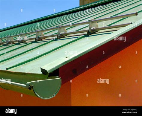 Aged Green Weathered Copper Plate Sloped Roof Vertical Seams Aluminum