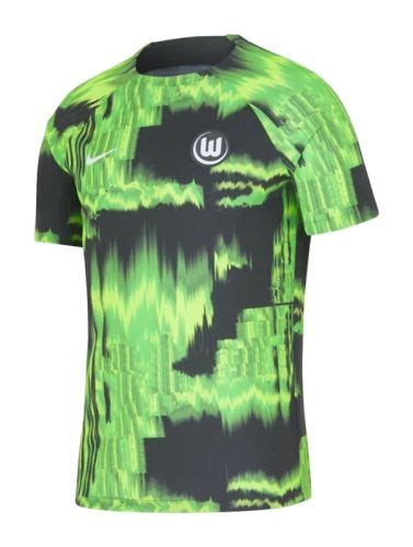 Vfl Wolfsburg Kits