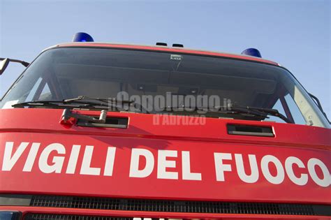 Vasto Incendio A Balsorano Canadair In Azione Il Capoluogo