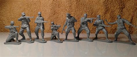 Michigan Toy Soldier Company Mars Figures German Elite Division