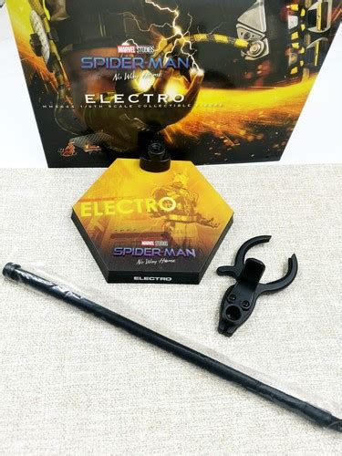 Hot Toys Display Stand Figure 16 HT Electro Spider Man No Way Home