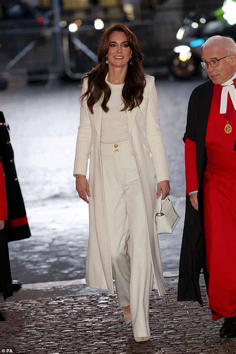 Kate Middleton Is Admitted To Hospital For Planned Abdominal Surgery