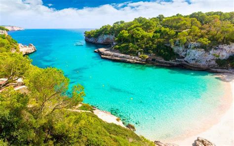 Discover wonderful beaches near Santanyí - Bconnected Mallorca