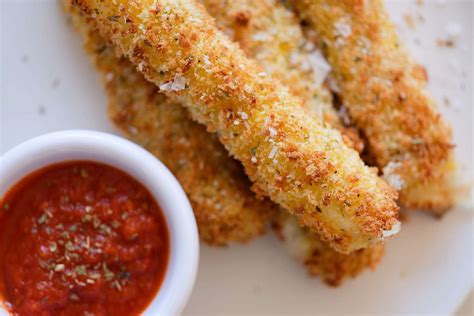 Air Fryer Mozzarella Sticks Recipe