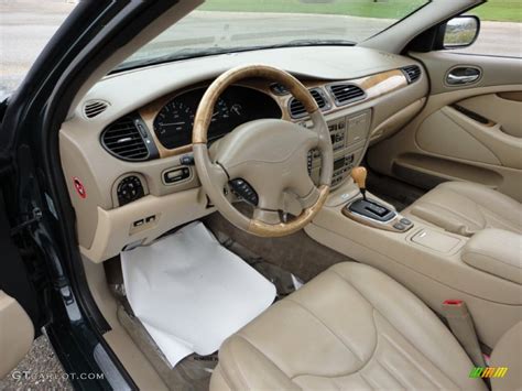 Cashmere Interior 2002 Jaguar S-Type 3.0 Photo #57320548 | GTCarLot.com