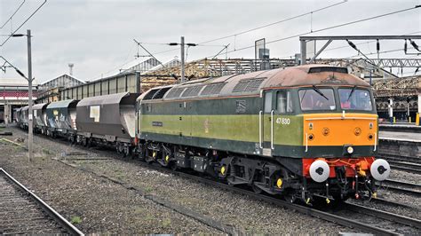 Class 47 At Crewe Two Tone Green Class 47 47830 Beeching Flickr