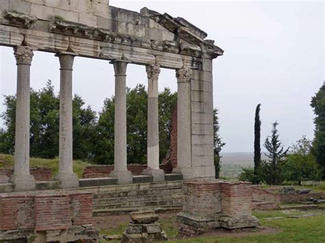 And now the Romans, at Apollonia - Powers To Travel