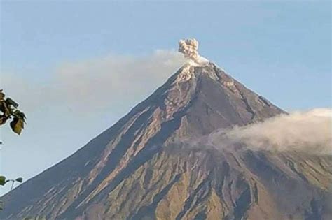 Mayon Volcano Alert Level Raised To Philstar