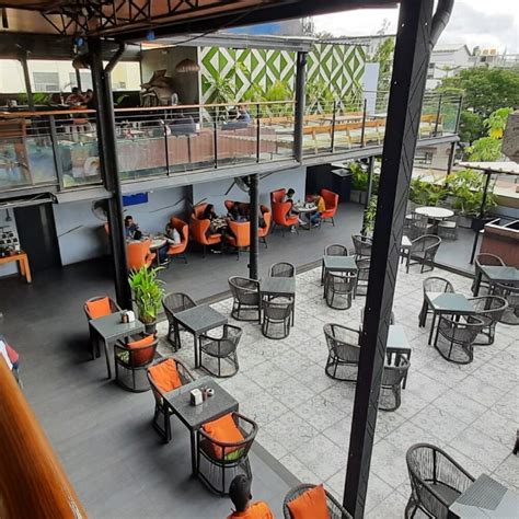 Gillys 104 Bar Review Bangalores Bollywood Destination