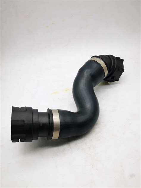 Car Parts Lower Engine Radiator Coolant Hose Water Pipe 17127521778 For