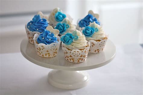 Engagement Cupcakes