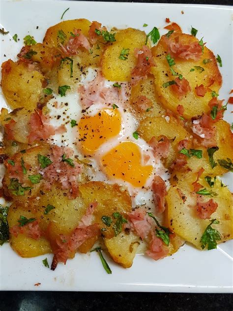 Patatas A Lo Pobre Con Huevo Recetas Con Patatas