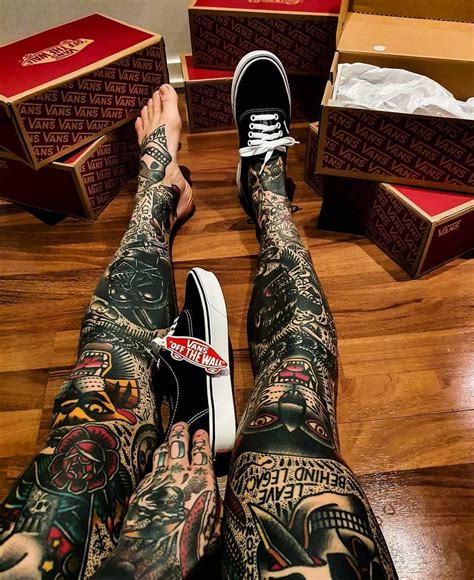 Old School Tattoos on Instagram: “Do you like Vans? 😁 . Tattoo Model: @txh_59 … | Traditional ...