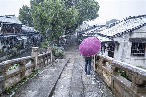 低温预警！这些地区雨雪持续→澎湃号·媒体澎湃新闻 The Paper