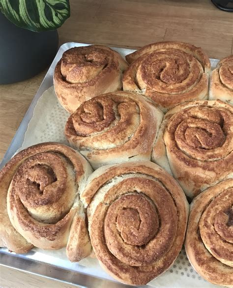 Brioches roulées à la cannelle Cinnamonrolls Nana et Chocolat