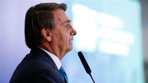 Inelegível Bolsonaro Mantém Liderança Na Direita E Será Decisivo Em 2026