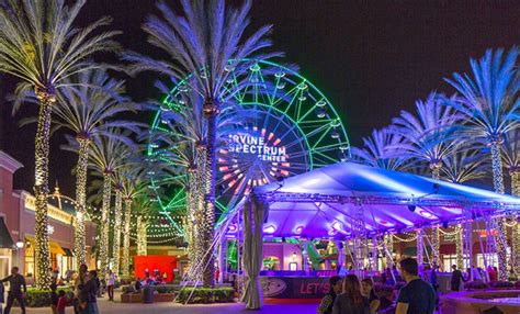 Outdoor Ice Skating Rinks in Los Angeles, California