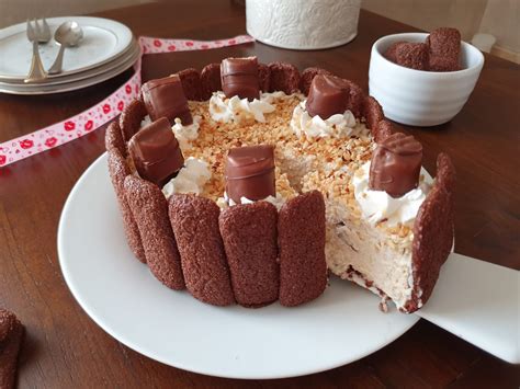 Torta Charlotte Kinder Bueno Ricetta Fredda Senza Cottura Rosly A