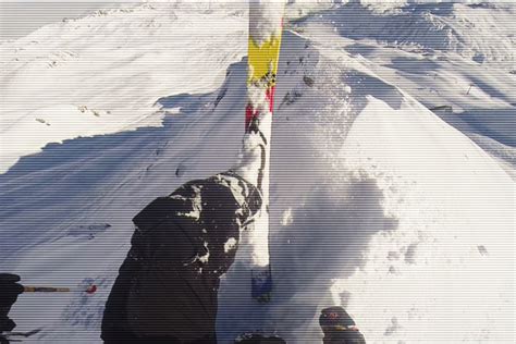 Haute Savoie Pris Dans Un Avalanche Un Skieur Freestyle Filme La Sc Ne