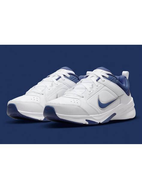 Buy Latest Nike Original Nike Sneakers In Lagos Porthacourt Abuja