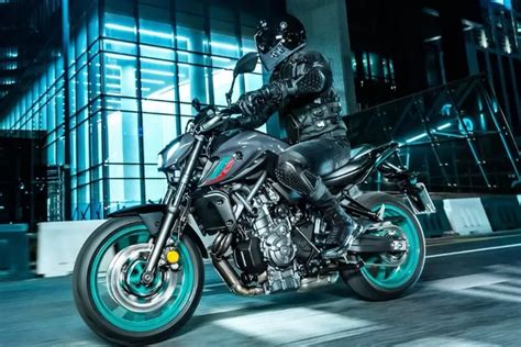 Berapa Tak Mesin Motor Sport Naked Yamaha Mt Dengan Spesifikasi