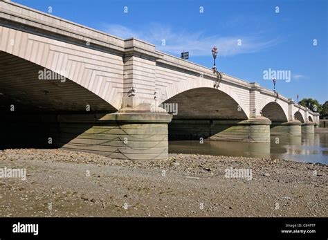 Putney Bridge London United Kingdom Stock Photo Alamy