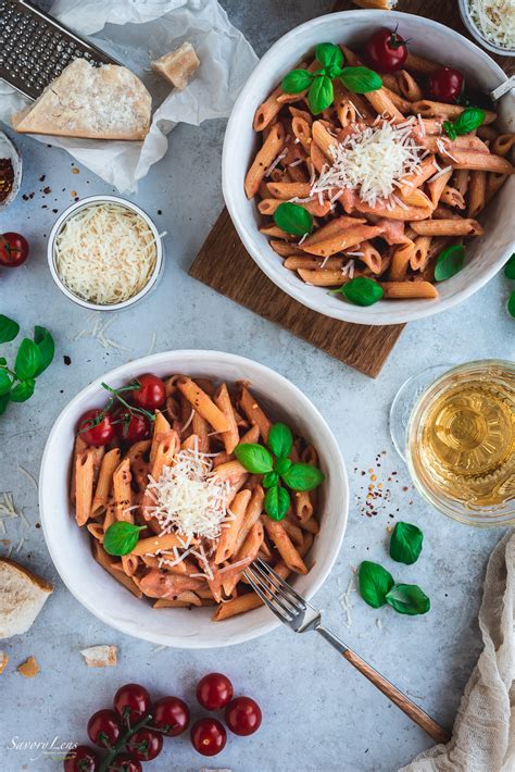 Penne Alla Vodka Pasta Mit Wodka Tomatensauce SavoryLens