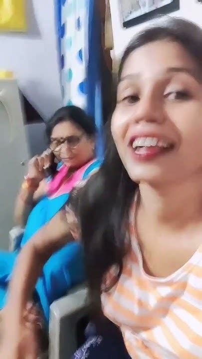 Mmi K Sath Masti 😂😍 Rendom Video 😘😘 Love Neha Youtubeshorts Mommy