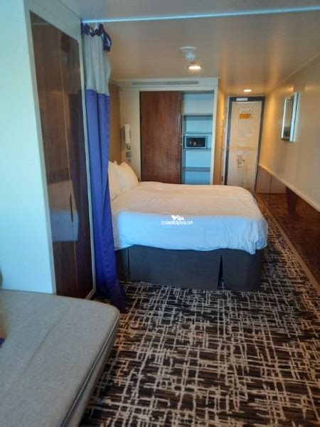 Cabin 5770 Norwegian Breakaway Stateroom