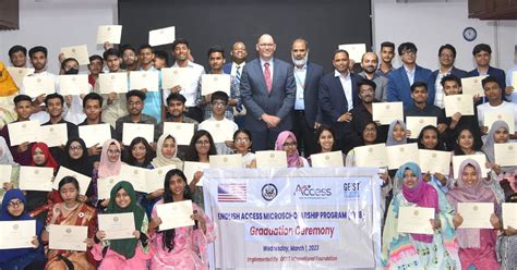 100 Students From Dhaka Sylhet Graduate From US Embassys English