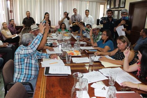 Cabildo De Guasave Avala Aplazar Reducci N De Diputados