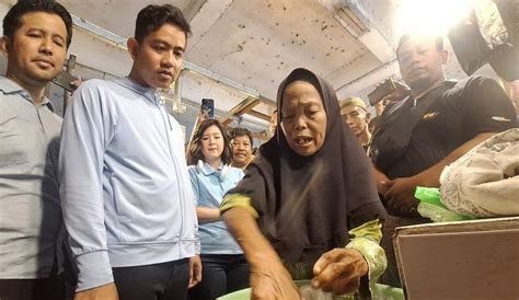 Gibran Sasar Pedagang Di Pasar Pandansari Balikpapan Herald Kaltim